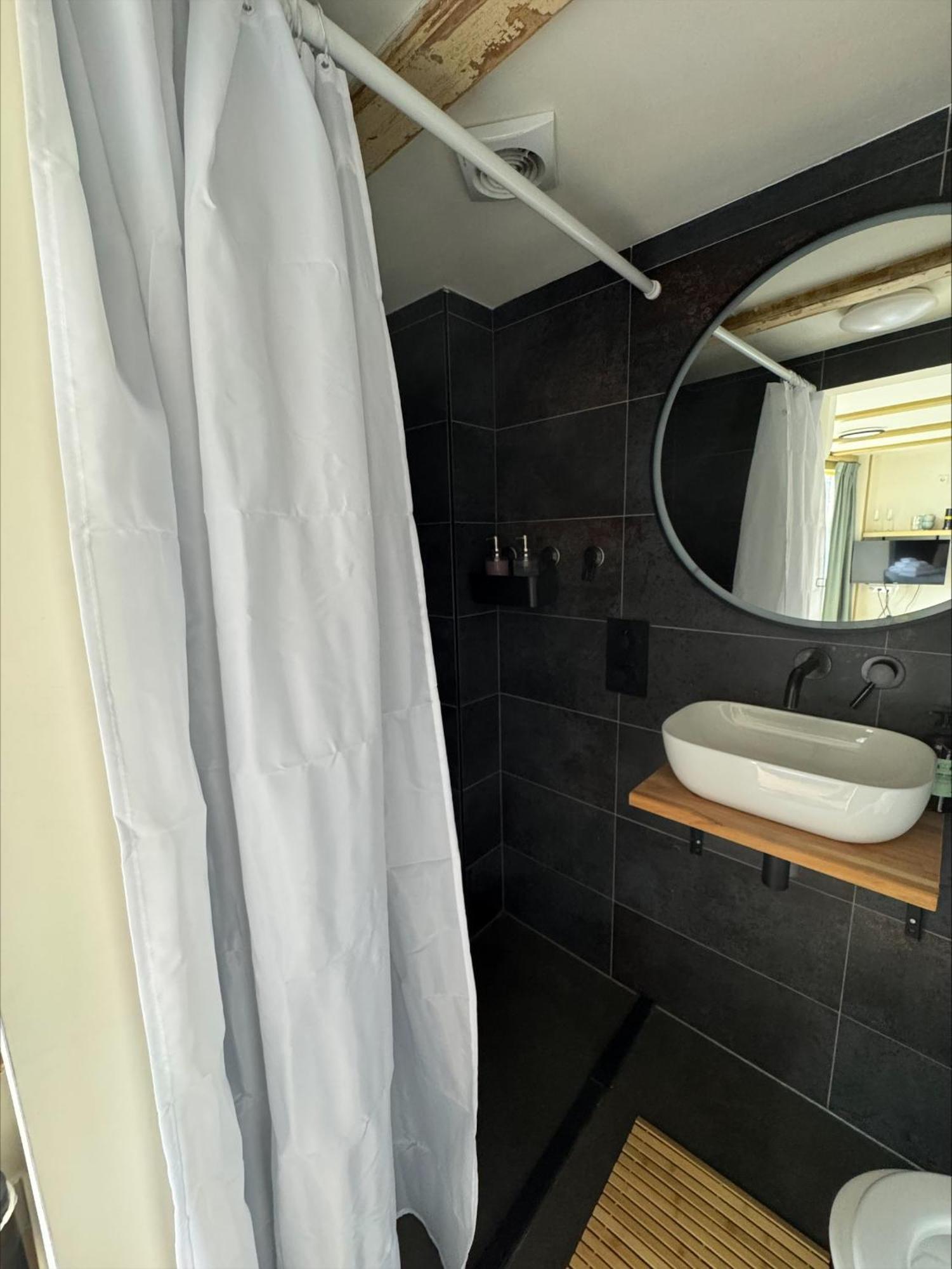 The Hazel House Bed & Breakfast Хаарлем Екстериор снимка